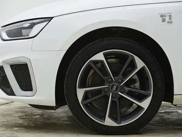 Audi A4L 2024
