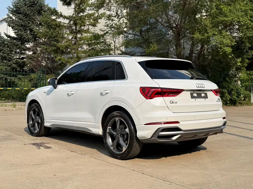 Audi Q3 2022