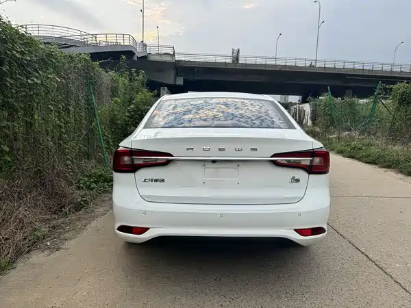 Roewe i5 2020