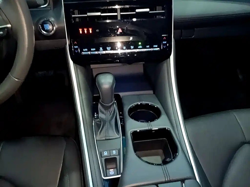 Toyota Avalon 2022 — фото 14