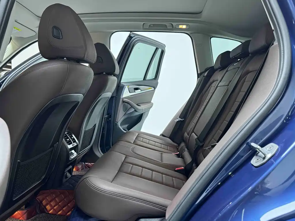 BMW X3 2019 — фото 12