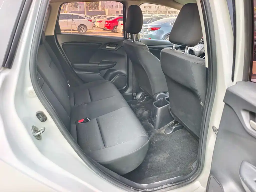 Honda Fit 2018 — фото 13