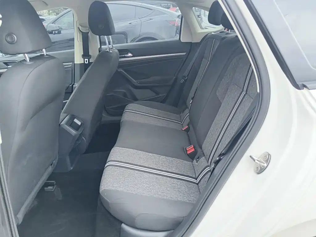 Volkswagen Lavida Pure Electric 2021 — фото 13