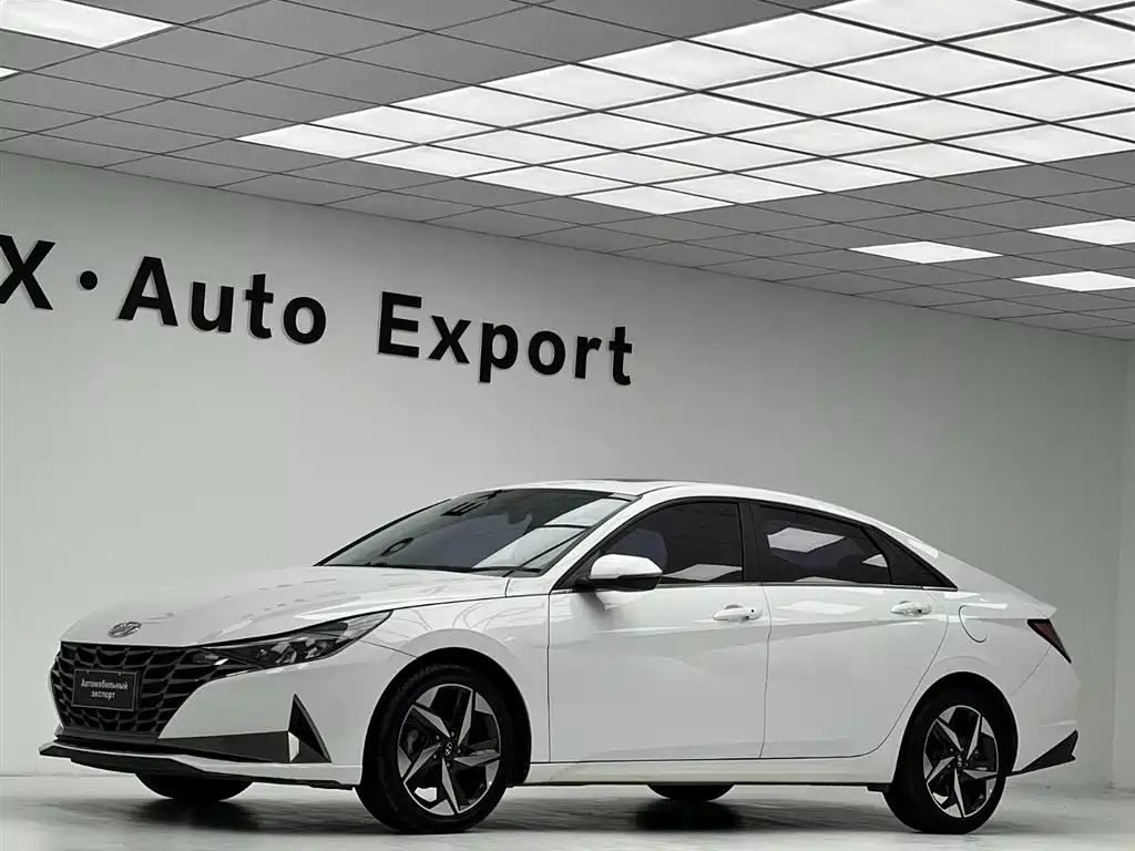 Hyundai Elantra 2021
