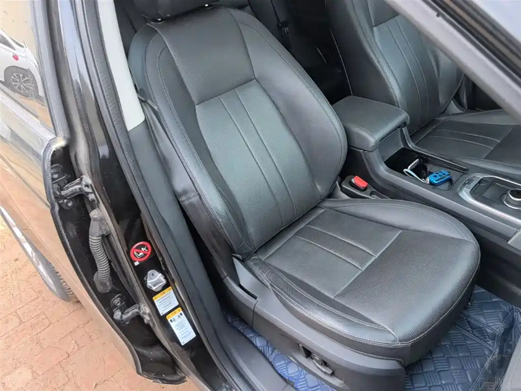 Land Rover Discovery Sport 2019 — фото 25