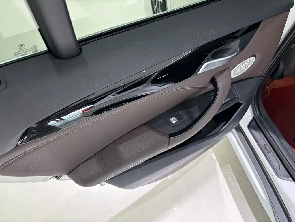 BMW X1 2022 — фото 18
