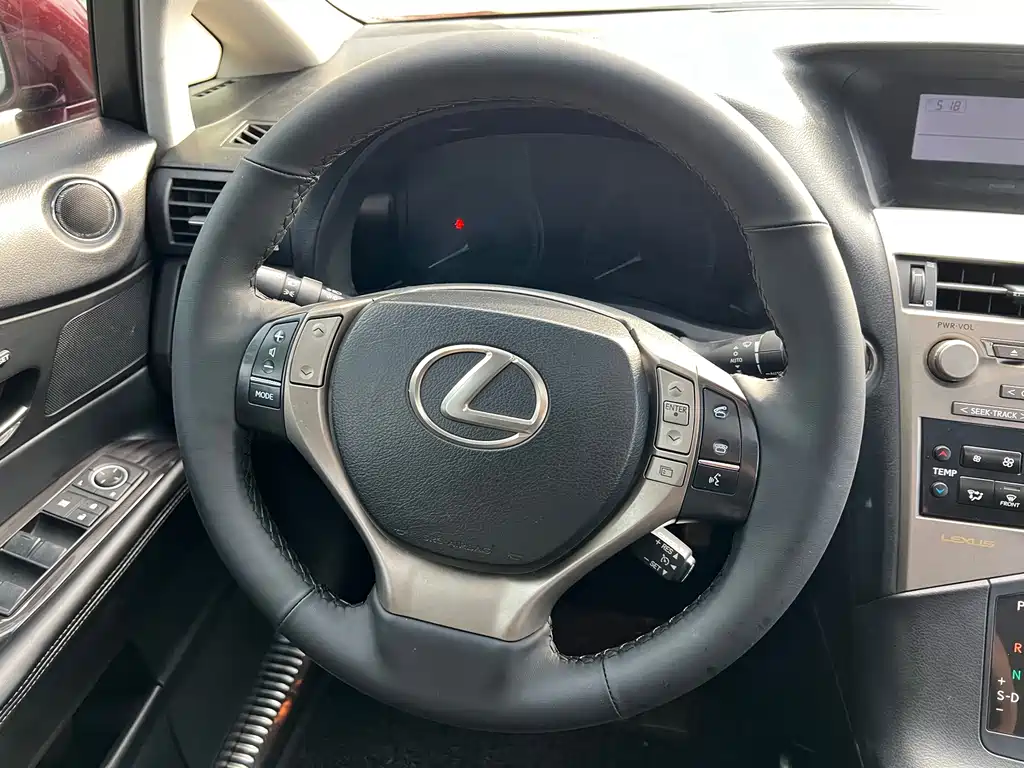 Lexus RX Classic 2013 — фото 15