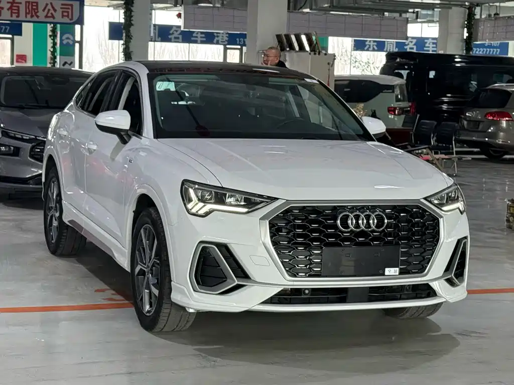 Audi Q3 Sportback 2021 — фото 2