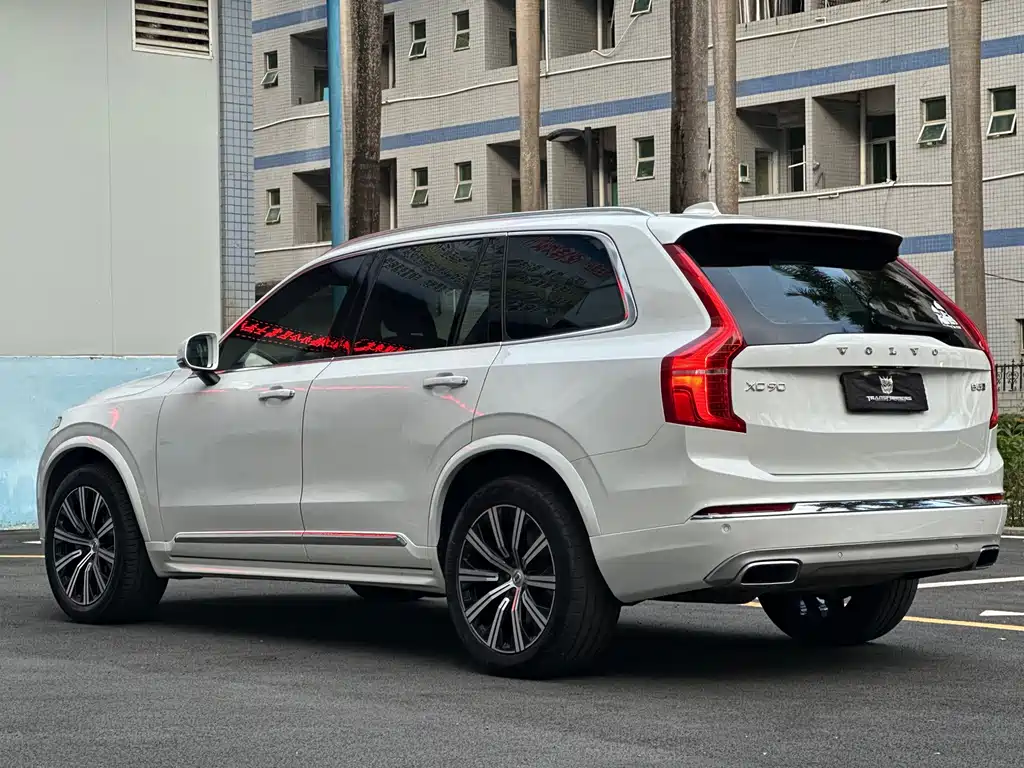 Volvo XC90 2021