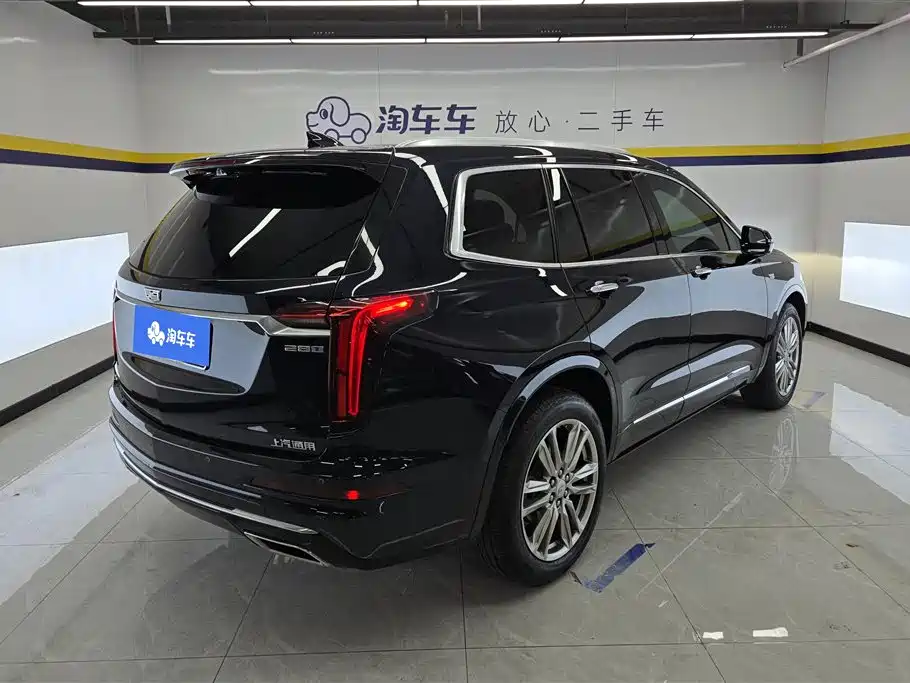 Cadillac XT6 2022 — фото 3