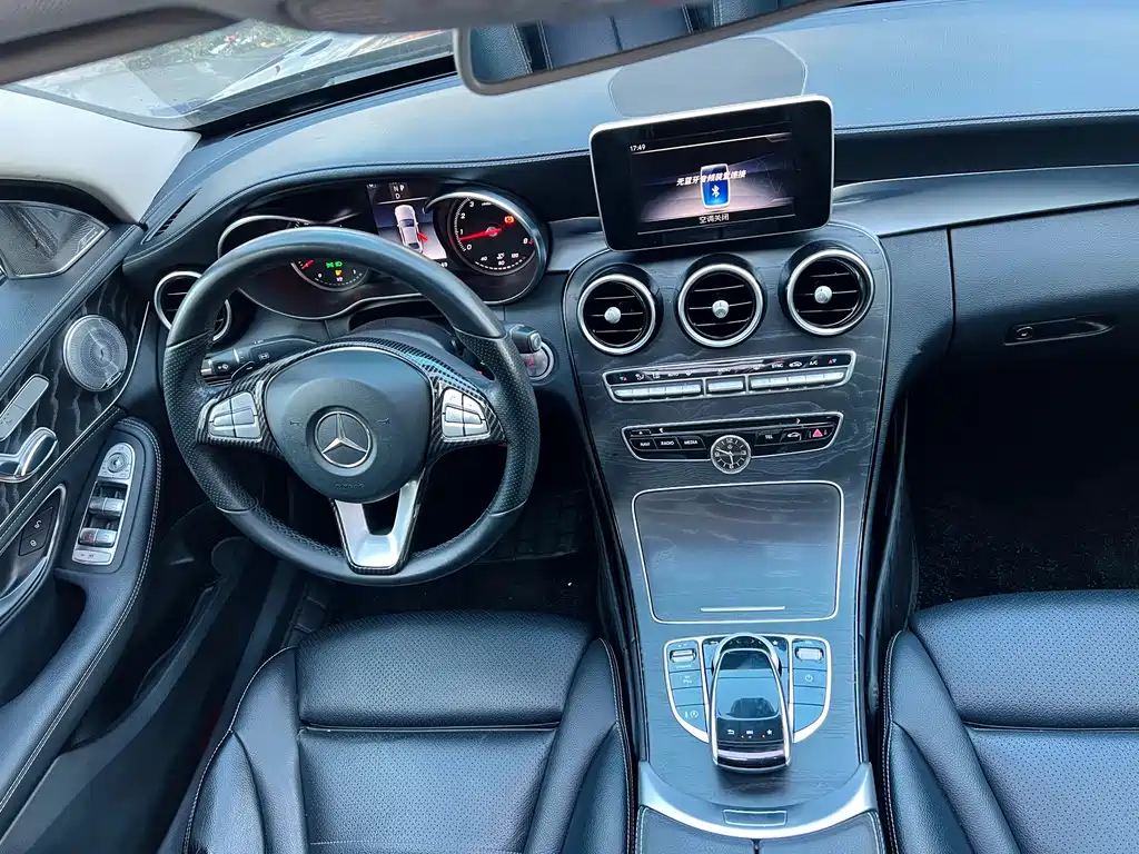 Mercedes-Benz C-Class 2018 — фото 15