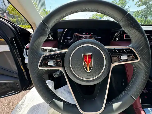 Hongqi H5 2024