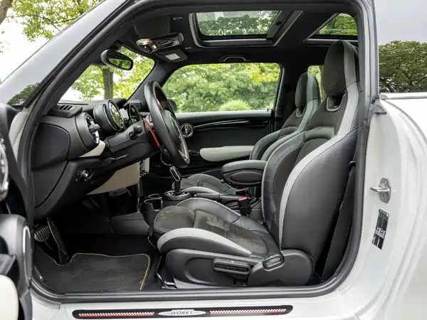 MINI JCW 2020