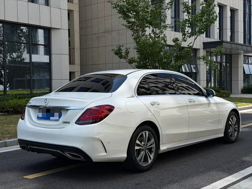 Mercedes-Benz C-Class 2019