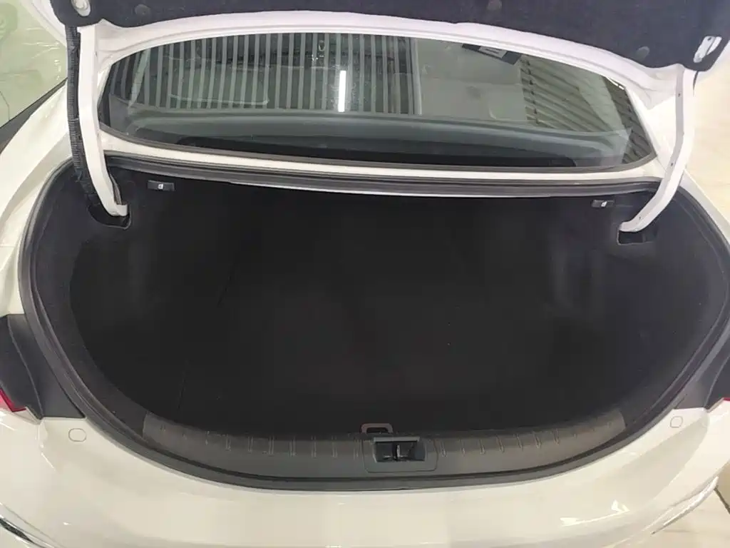 Honda Spirior 2018 — фото 19
