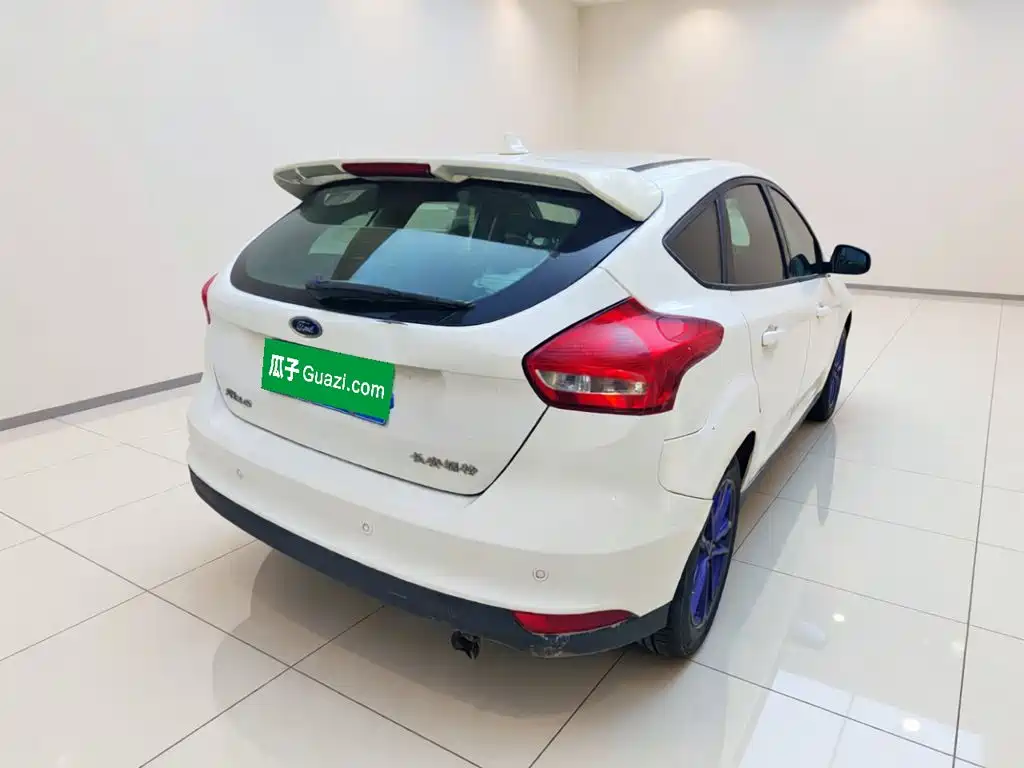 Ford Focus 2017 — фото 6