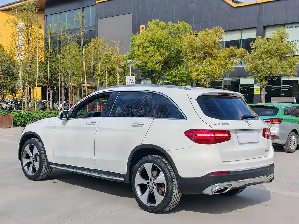 Mercedes-Benz GLC 2016