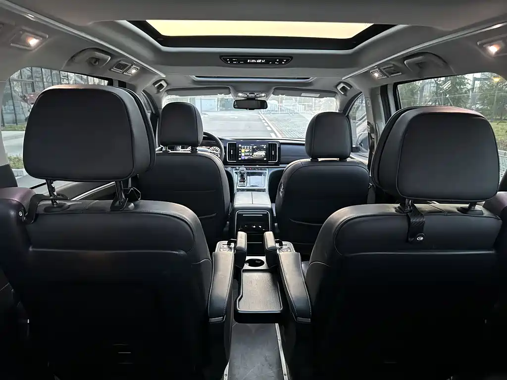 GAC Motor Trumpchi M8 2023 — фото 11