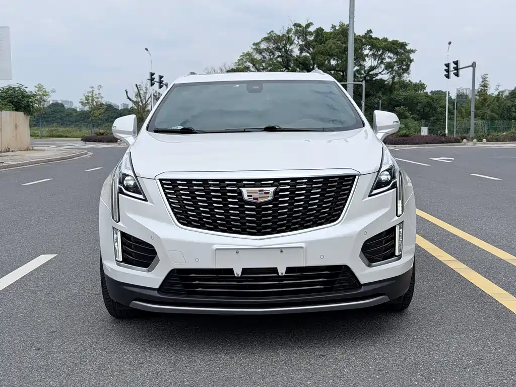 Cadillac XT5 2020 — фото 2