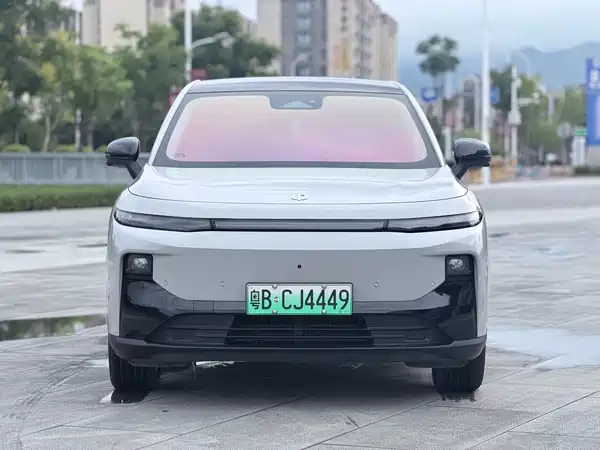 Leapmotor B10 2025
