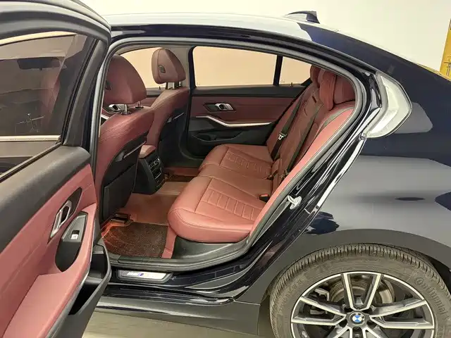 BMW 3 Series 2021