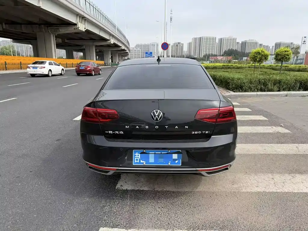 Volkswagen Magotan 2020