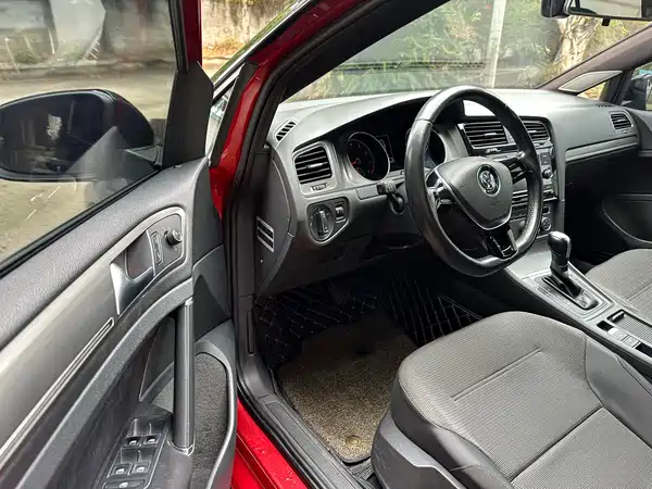 Volkswagen Golf 2015