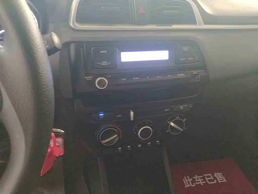 Hyundai Accent 2019 — фото 13