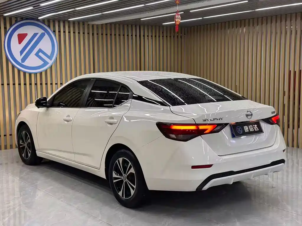 Nissan Sylphy 2023 — фото 10