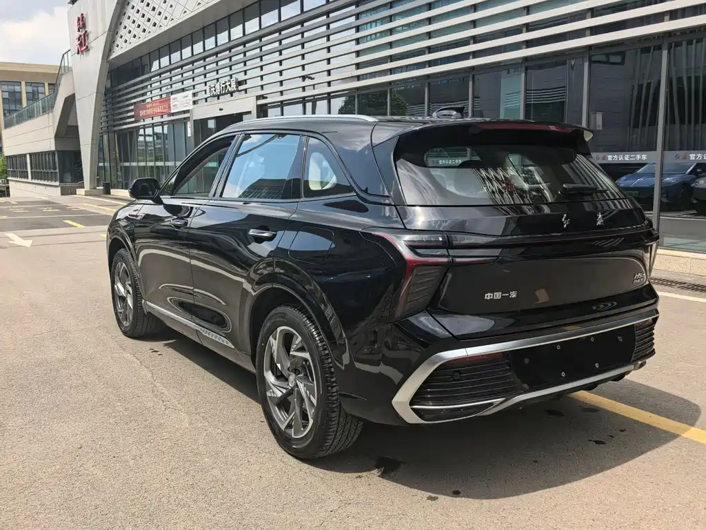 Hongqi HS3 PHEV 2025 — фото 9