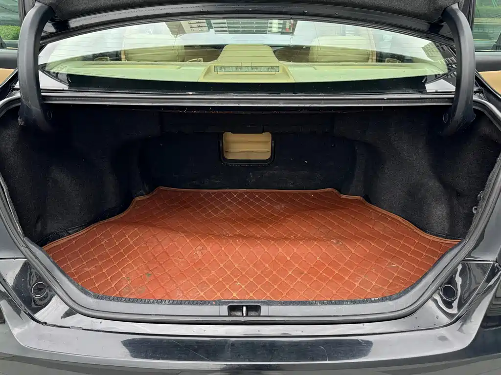 Toyota Camry 2016 — фото 13