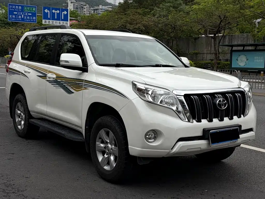 Toyota Prado 2018 — фото 2