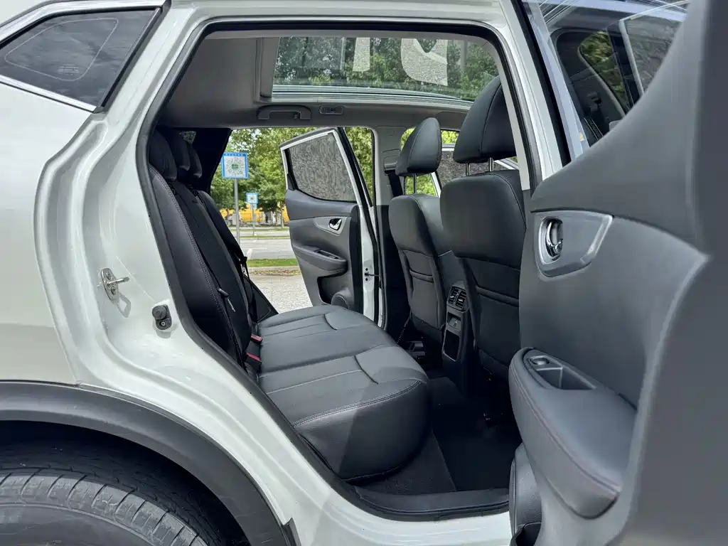 Nissan Qashqai 2022 — фото 8