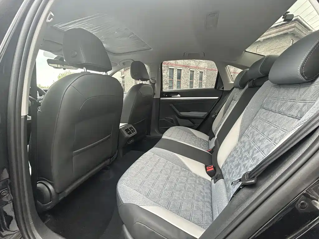 Volkswagen Lavida 2022