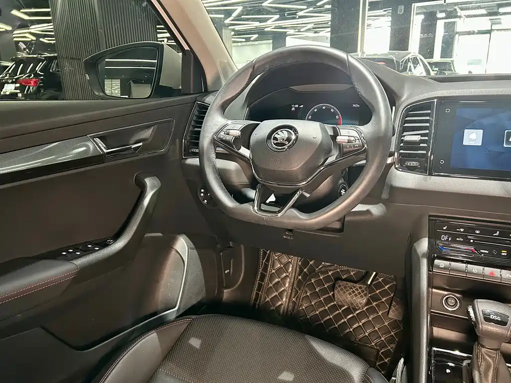 Skoda Karoq 2024 — фото 26