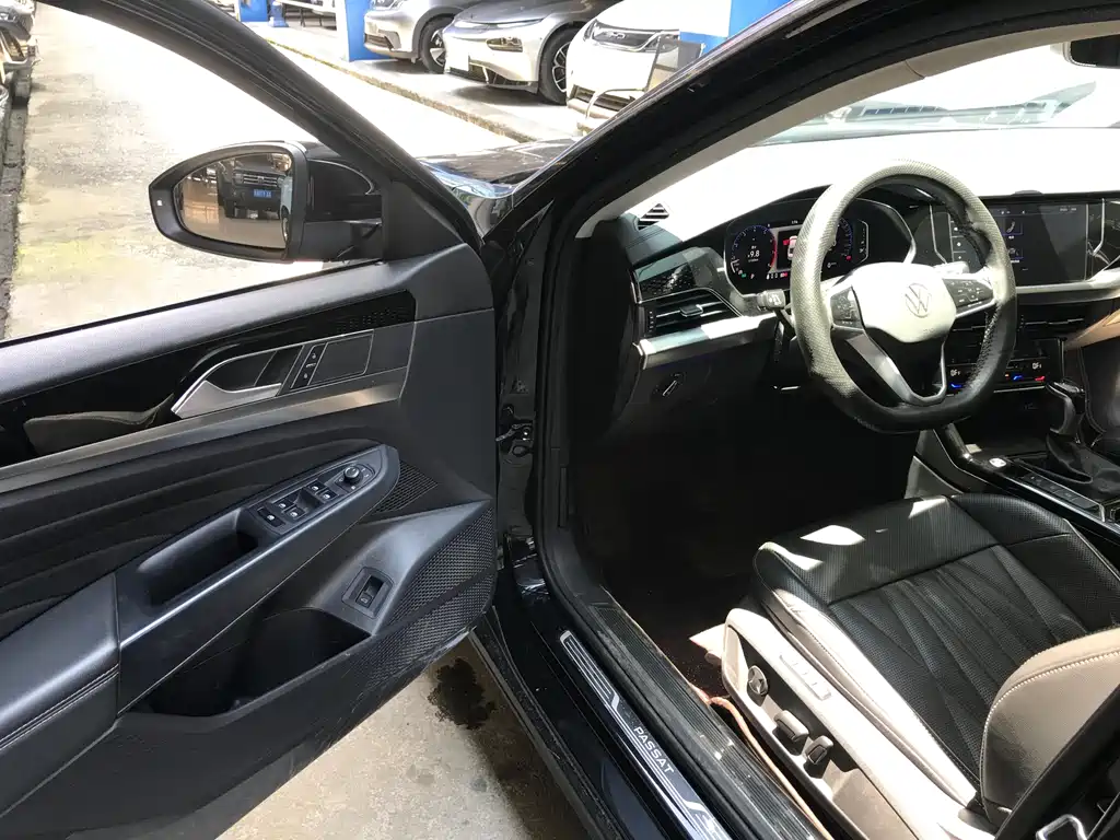 Volkswagen Passat 2022