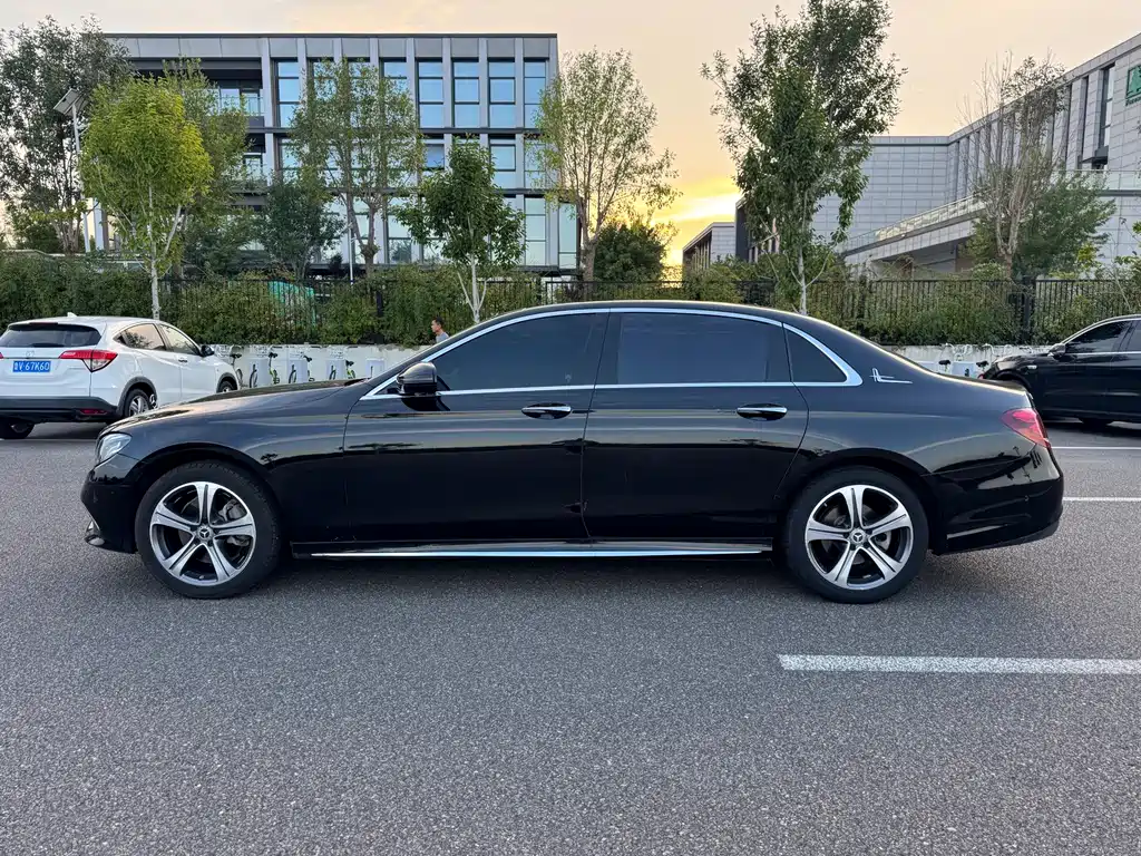 Mercedes-Benz E-Class 2020 — фото 4
