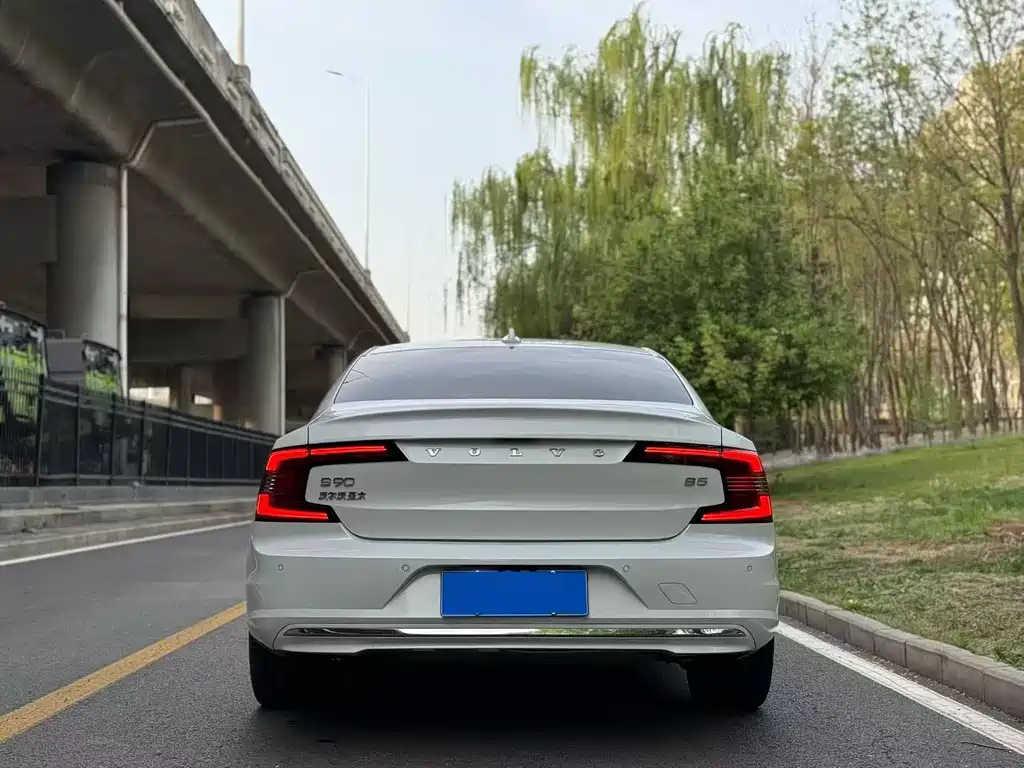 Volvo S90 2023 — фото 3