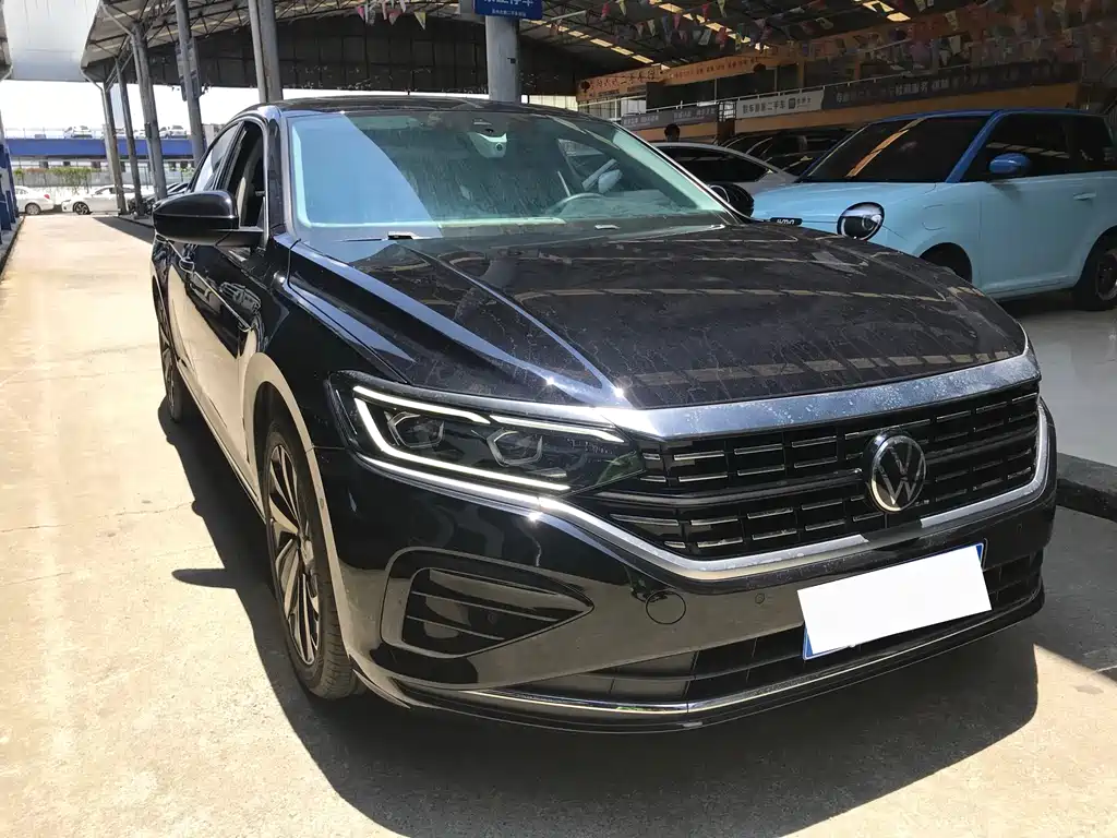 Volkswagen Passat 2022