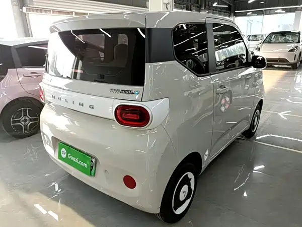 Wuling Hongguang MINIEV 2025