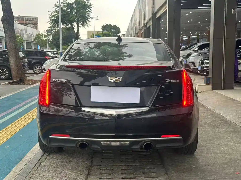 Cadillac ATS-L 2017 — фото 15