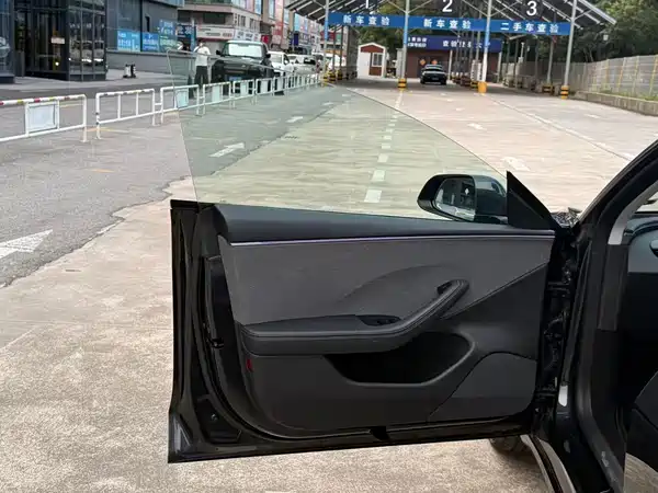 Tesla Model 3 2026