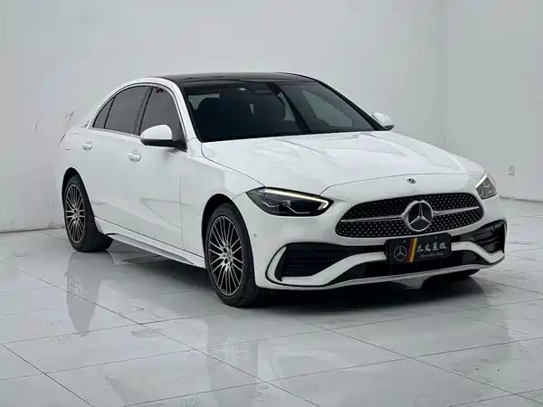 Mercedes-Benz C-Class 2024