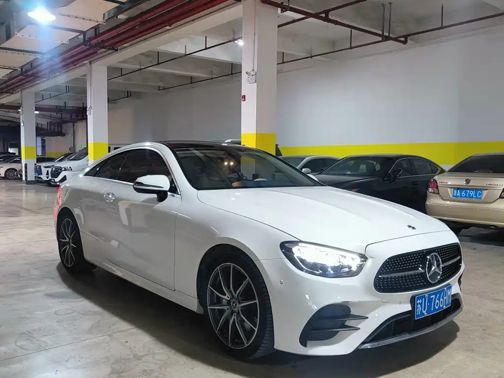 Mercedes-Benz E-Class 2024