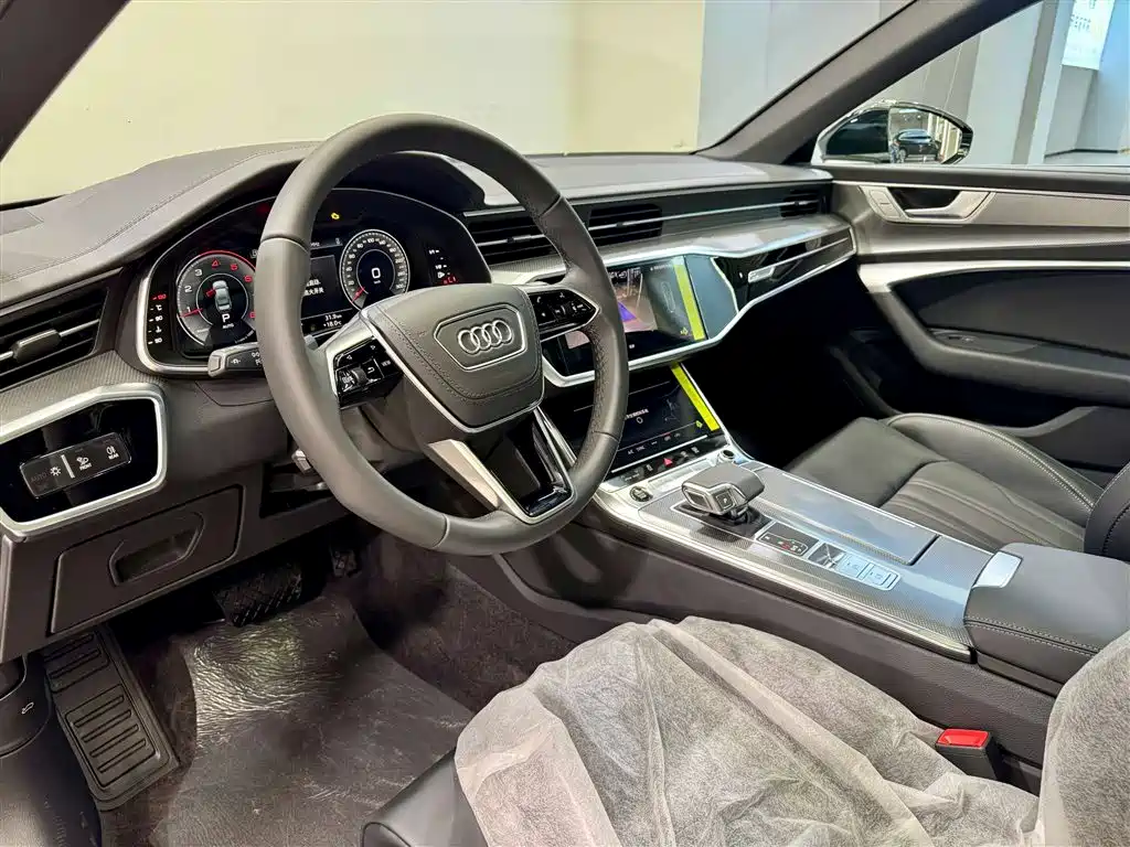 Audi A6L — фото 26
