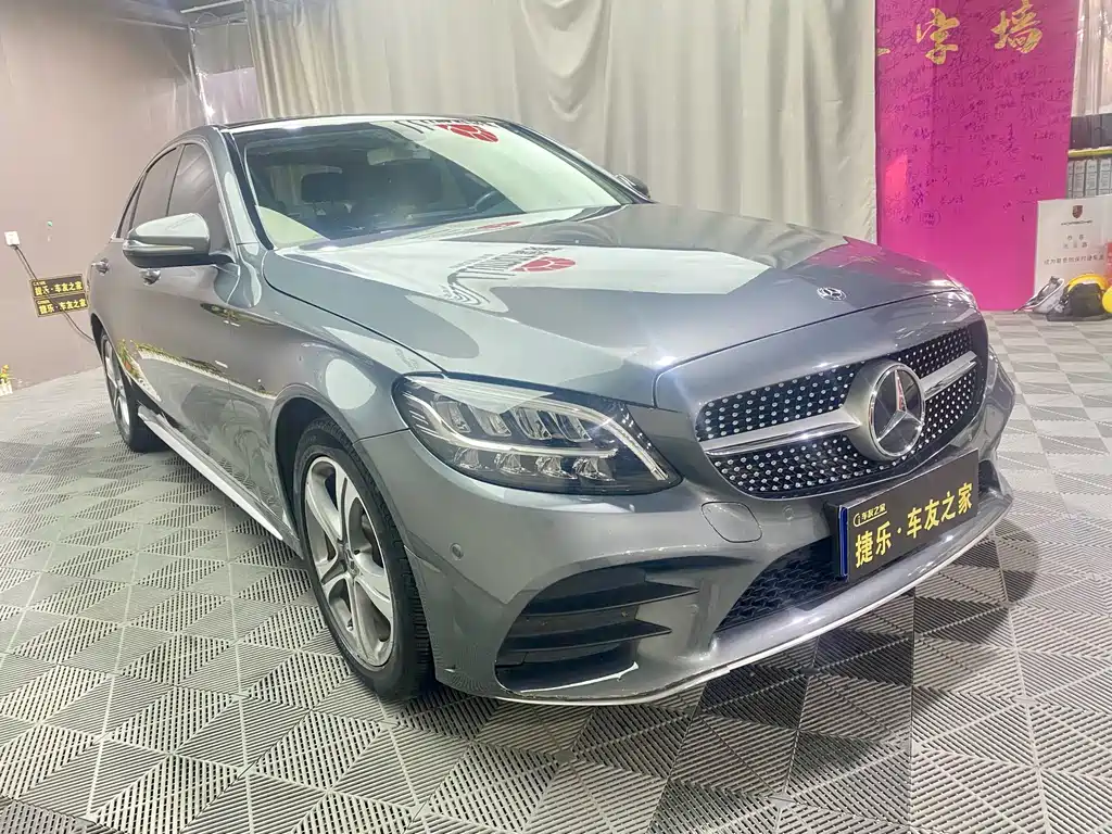 Mercedes-Benz C-Class 2019 — фото 3