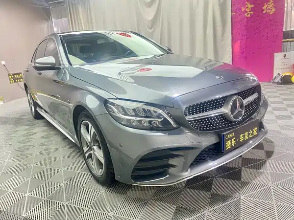 Mercedes-Benz C-Class 2019