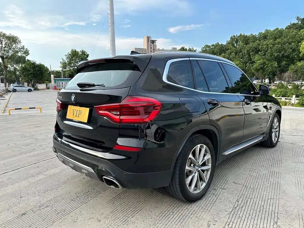 BMW X3 2021 — фото 9