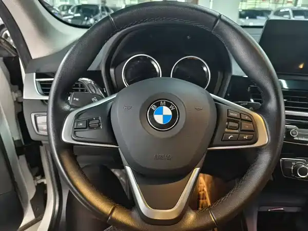 BMW X1 2022