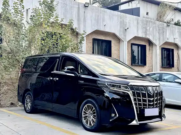 Toyota Alphard 2021